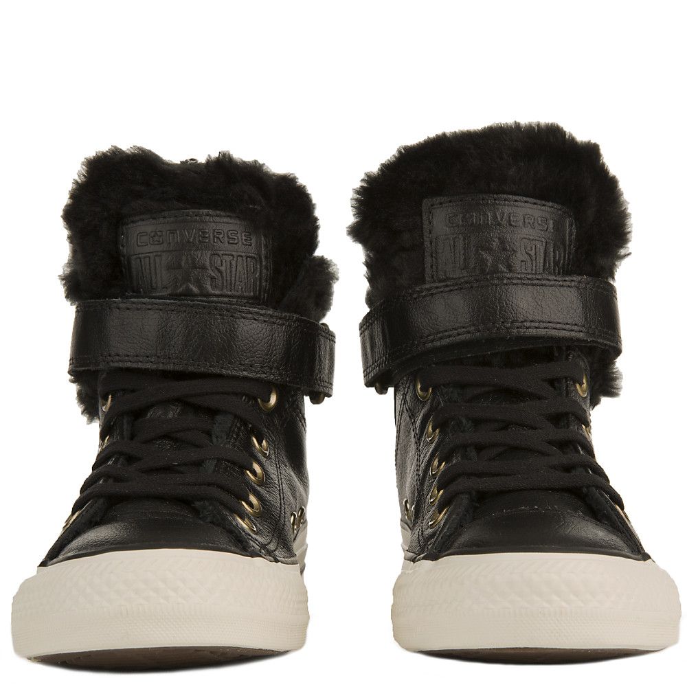 WOMEN'S CHUCK TAYLOR ALL STAR CASUAL SNEAKER 7 WOMEN'S CHUCK TAYLOR ALL STAR CASUAL SNEAKER