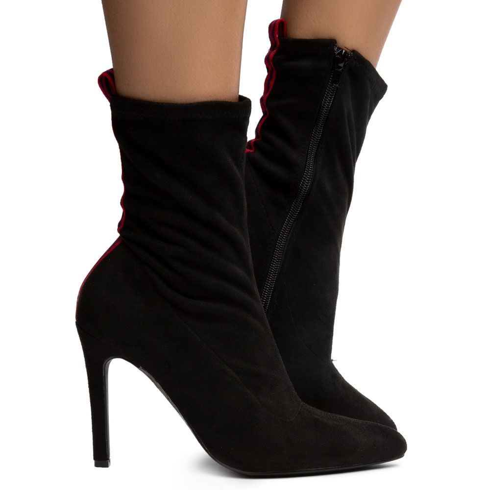 PLEDGE-18M COUNTER TAPE BOOTIES