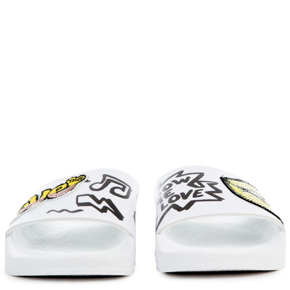 THE LIPS SLIDES IN YELLOW 7 THE LIPS SLIDES IN YELLOW