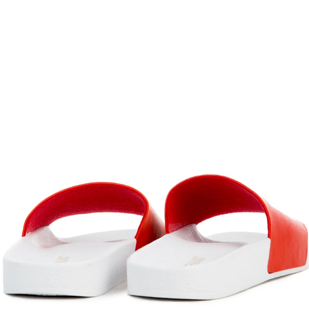 THE LOVE SLIDES IN WHITE AND RED 4 THE LOVE SLIDES IN WHITE AND RED