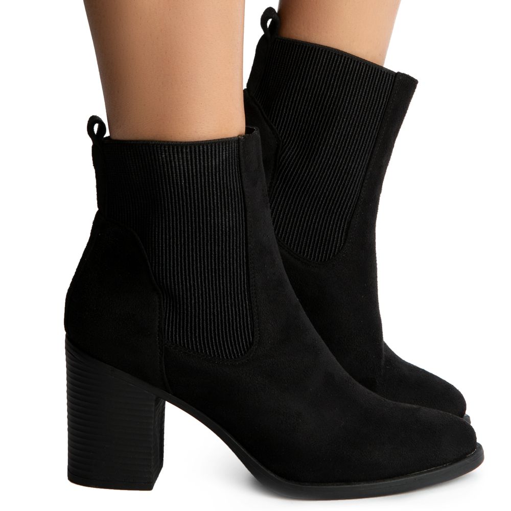 EASY-10 ANKLE BOOTIES