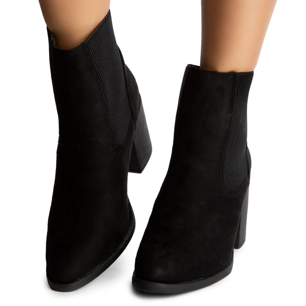 EASY-10 ANKLE BOOTIES 3 EASY-10 ANKLE BOOTIES