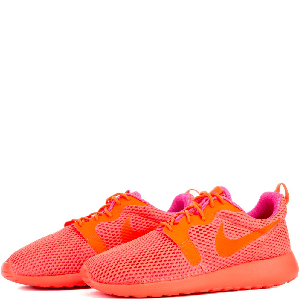 ROSHE ONE HYPERFUSE TOTAL CRIMSON/PINK BLAST/TOTAL CRIMSON 3 ROSHE ONE HYPERFUSE TOTAL CRIMSON/PINK BLAST/TOTAL CRIMSON