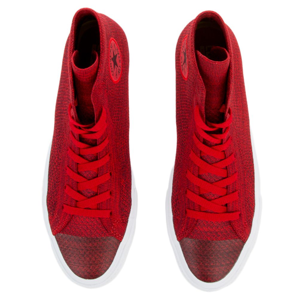 Chuck II FlyKnit Sneaker RED/WHITE 6 Chuck II FlyKnit Sneaker RED/WHITE