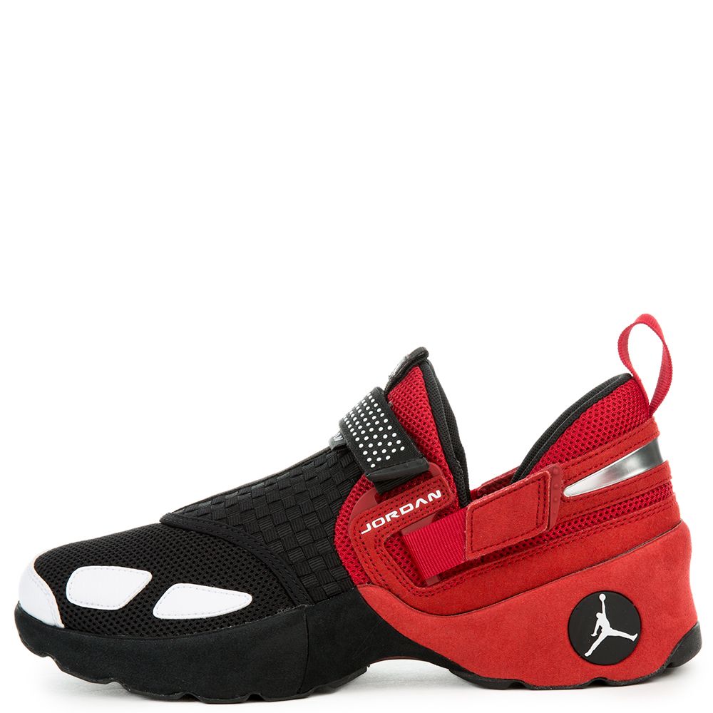 04934e9f-2a07-4ff4-af98-cae15b015a68 BLACK/WHITE-GYM RED