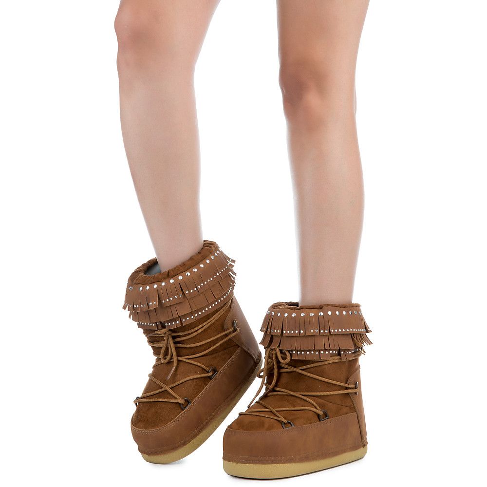 MB-10 Boot Camel 3 MB-10 Boot Camel