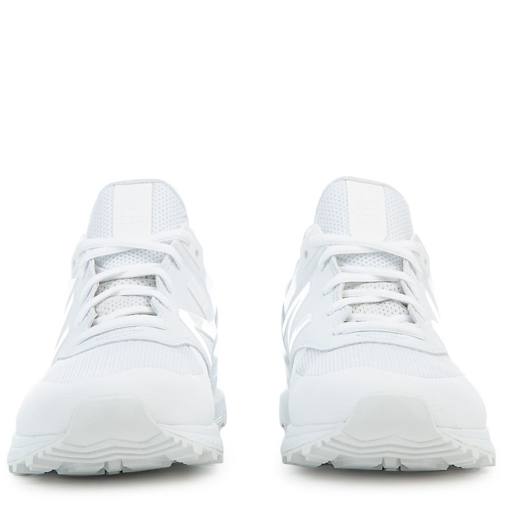 Men's 574 Classic Sneaker White 7 Men's 574 Classic Sneaker White