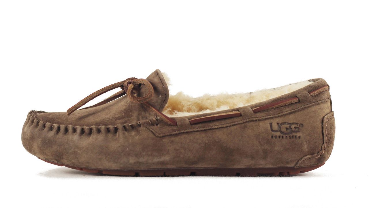 UGG Australia for Women: Dakota Espresso Moccasin ESPRESSO