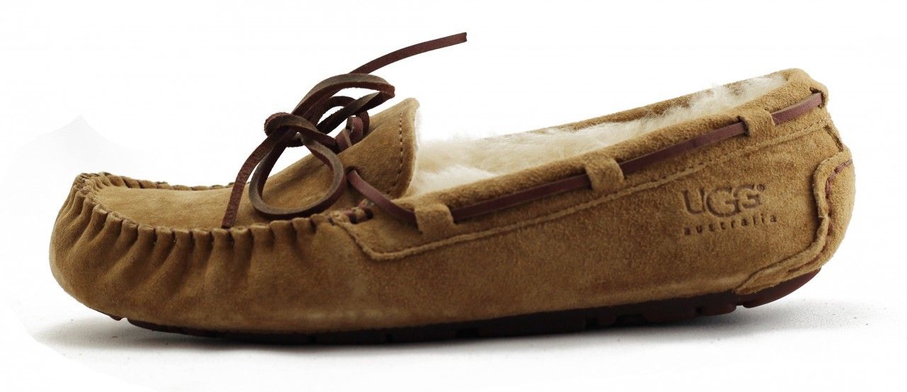 UGG Australia for Women: Dakota Chestnut Moccasin Chestnut