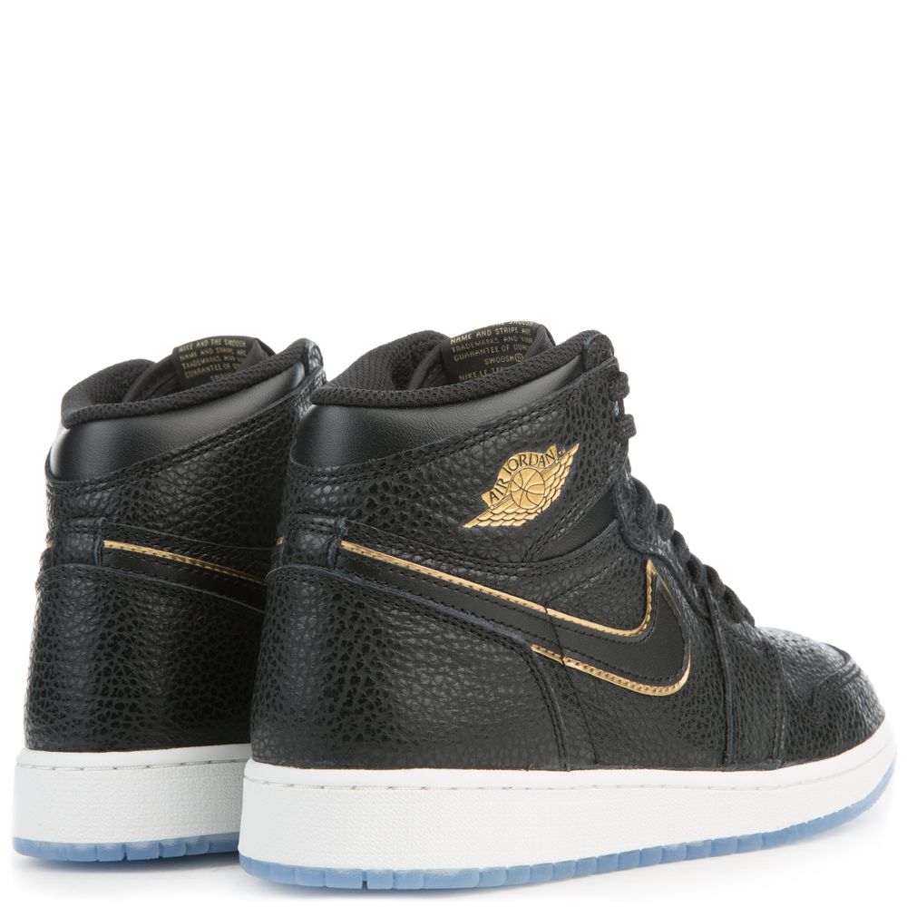Air Jordan 1 Retro High BLACK/METALLIC GOLD/SUMMIT WHITE 4 Air Jordan 1 Retro High BLACK/METALLIC GOLD/SUMMIT WHITE