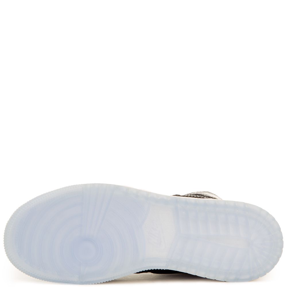 Air Jordan 1 Retro High BLACK/METALLIC GOLD/SUMMIT WHITE 5 Air Jordan 1 Retro High BLACK/METALLIC GOLD/SUMMIT WHITE