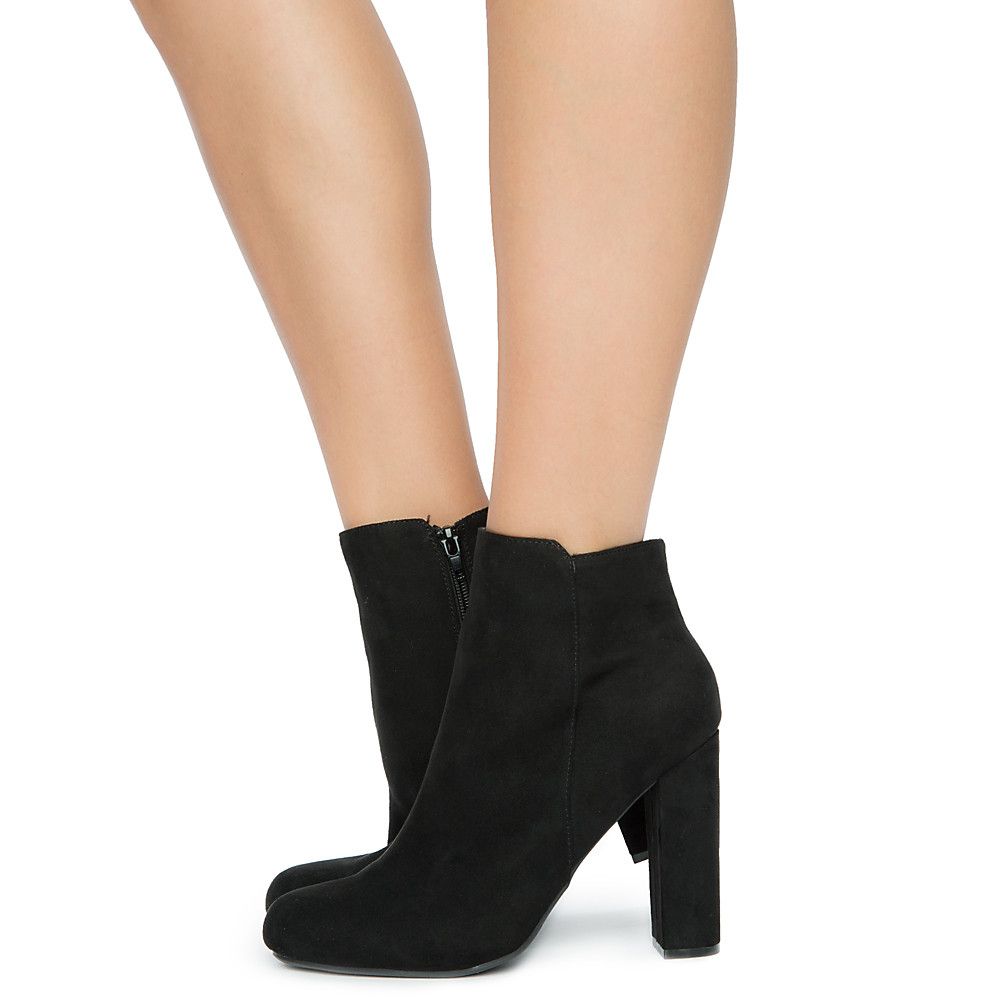 Living Booties BLACK