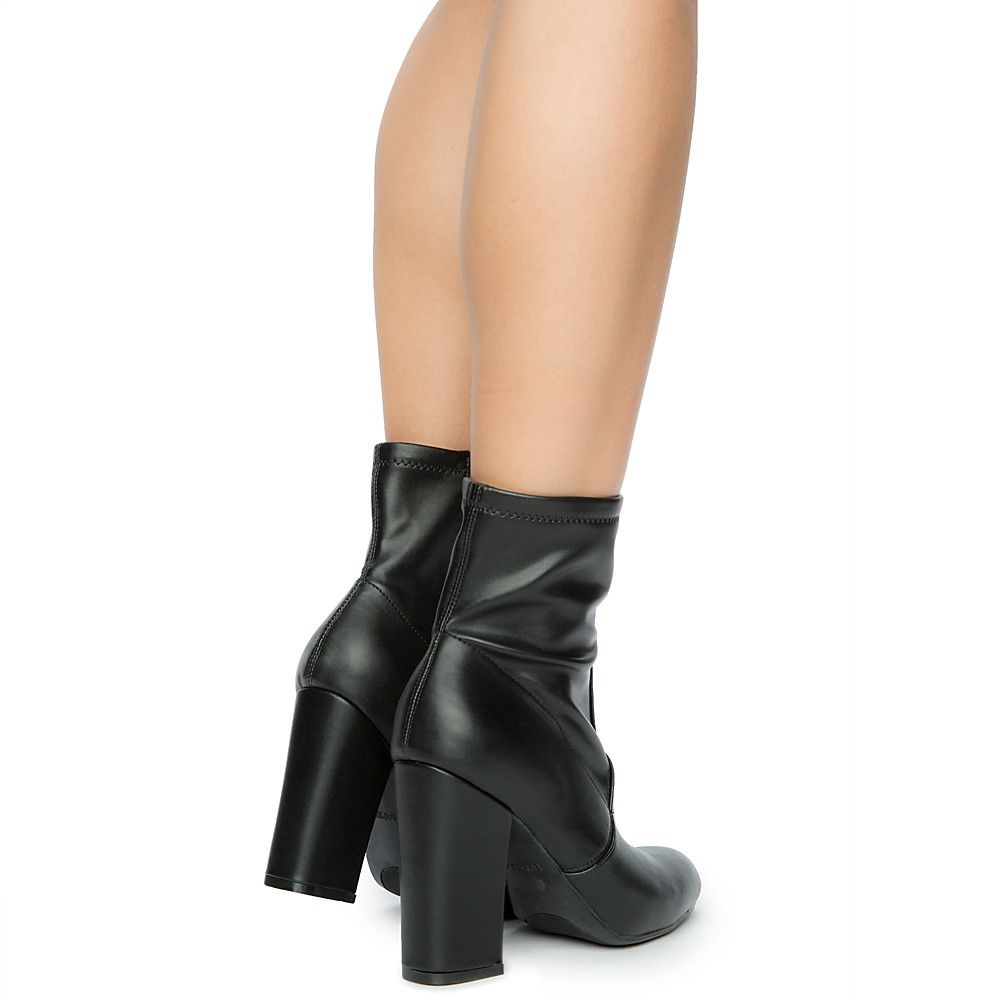 Namaste-07S Ankle Boots BLACK