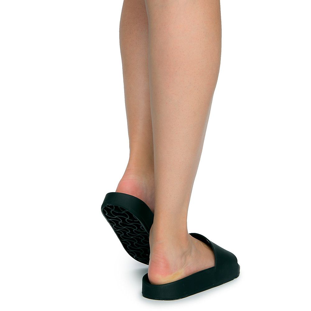 Amar-05 Slides BLACK PVC 4 Amar-05 Slides BLACK PVC